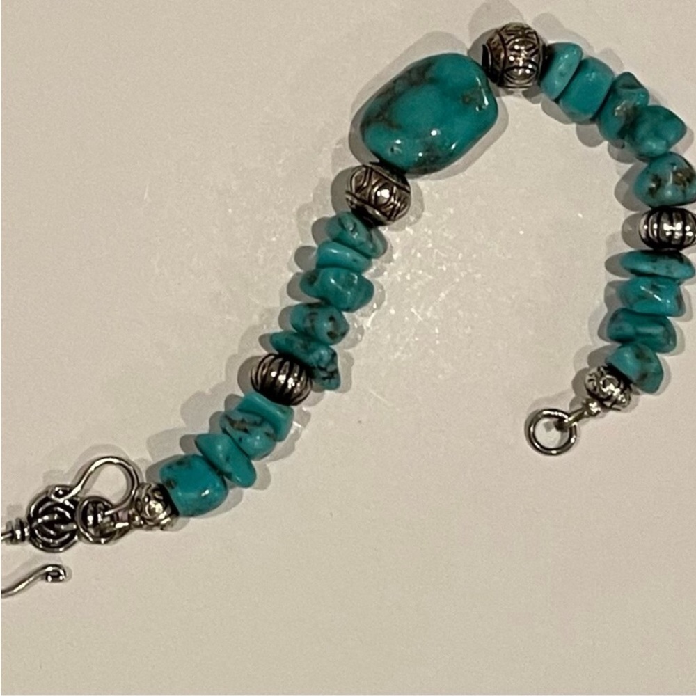 Turquoise (natural/genuine/vintage) Bracelet w/ Silver Accents - Women Jewelry - Picture 3 of 4